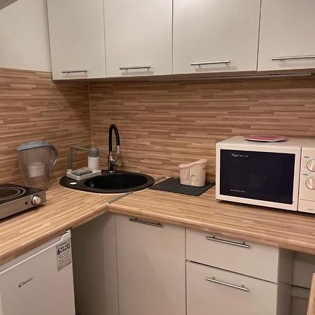 Maly Apartament Z Kuchnia I Lazienka Lägenhet Szczecin Exteriör bild