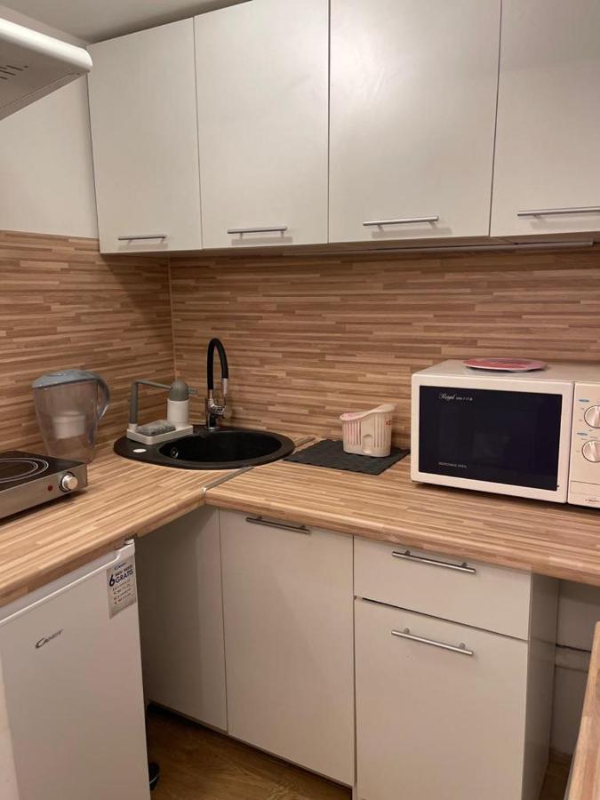 Maly Apartament Z Kuchnia I Lazienka Lägenhet Szczecin Exteriör bild