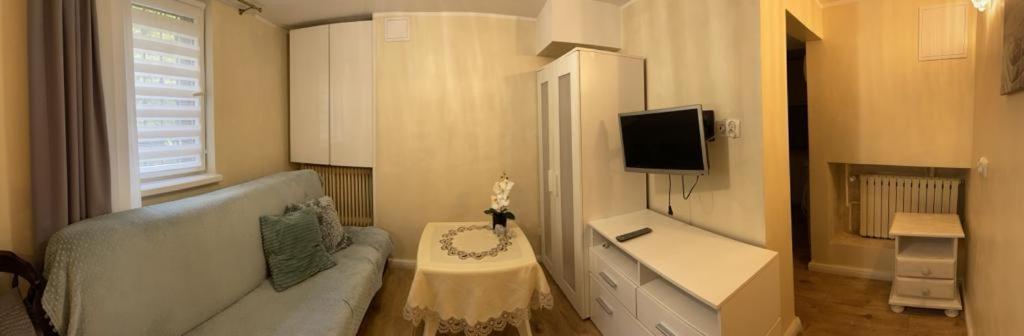 Maly Apartament Z Kuchnia I Lazienka Lägenhet Szczecin Exteriör bild