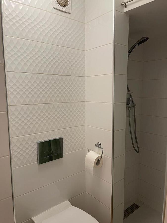 Maly Apartament Z Kuchnia I Lazienka Lägenhet Szczecin Exteriör bild