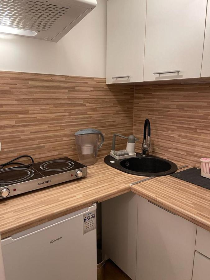Maly Apartament Z Kuchnia I Lazienka Lägenhet Szczecin Exteriör bild